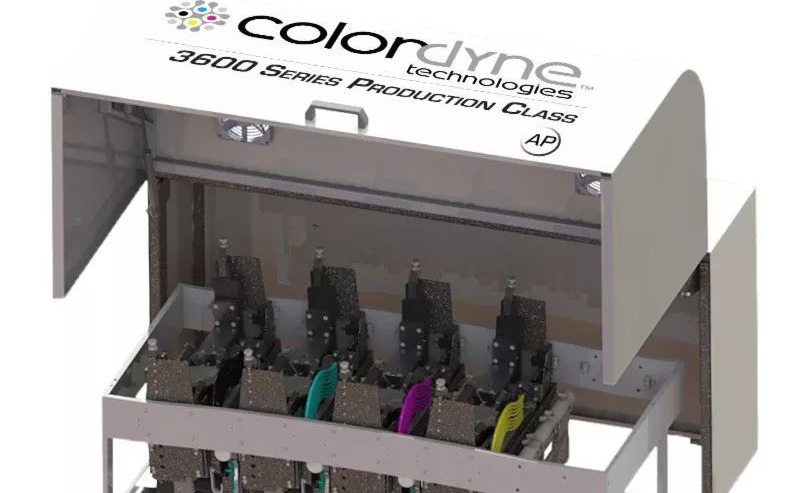 带Colordyne3600 AP象征的打开式设备内部与彩色管线